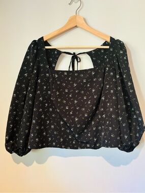 Levi’s Finn Floral Blouse | Square Neck + Open Back | Plus Size 1X